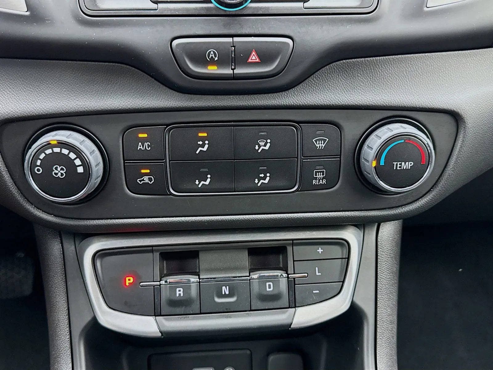 GMC Terrain photo 12