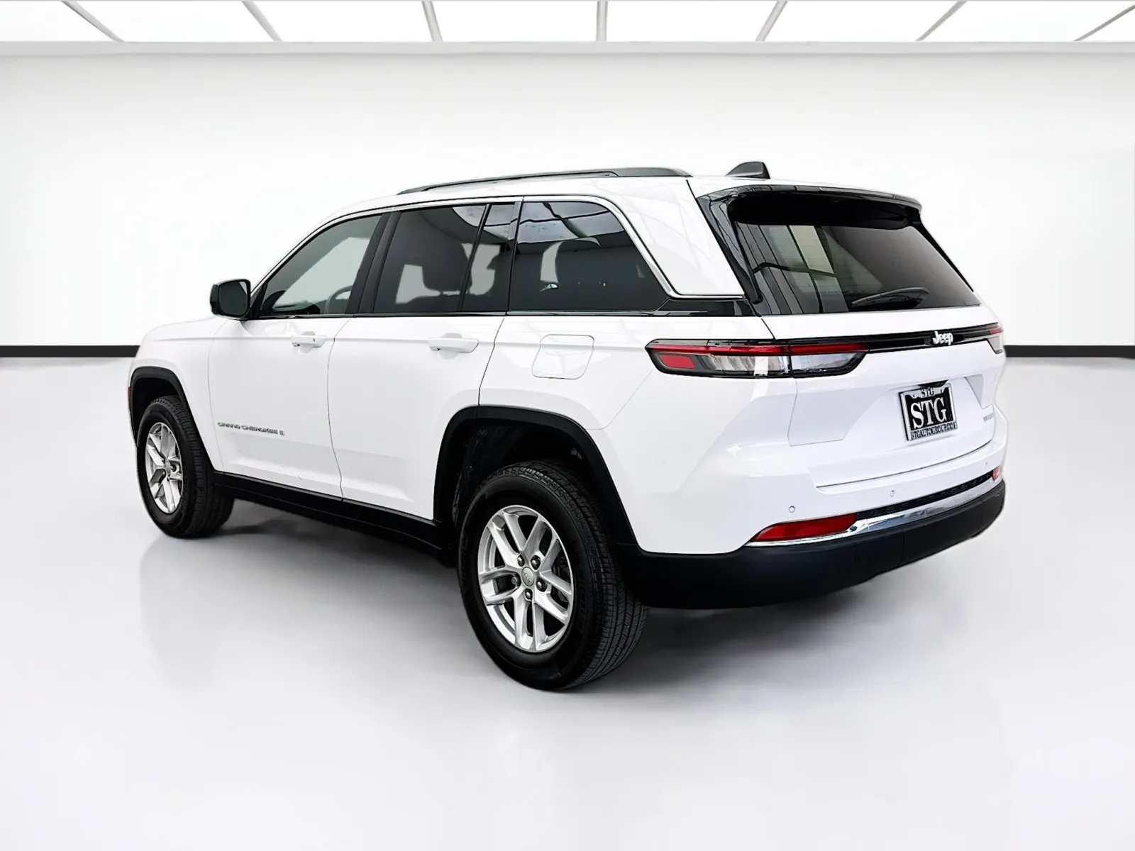 Jeep Grand Cherokee photo 6