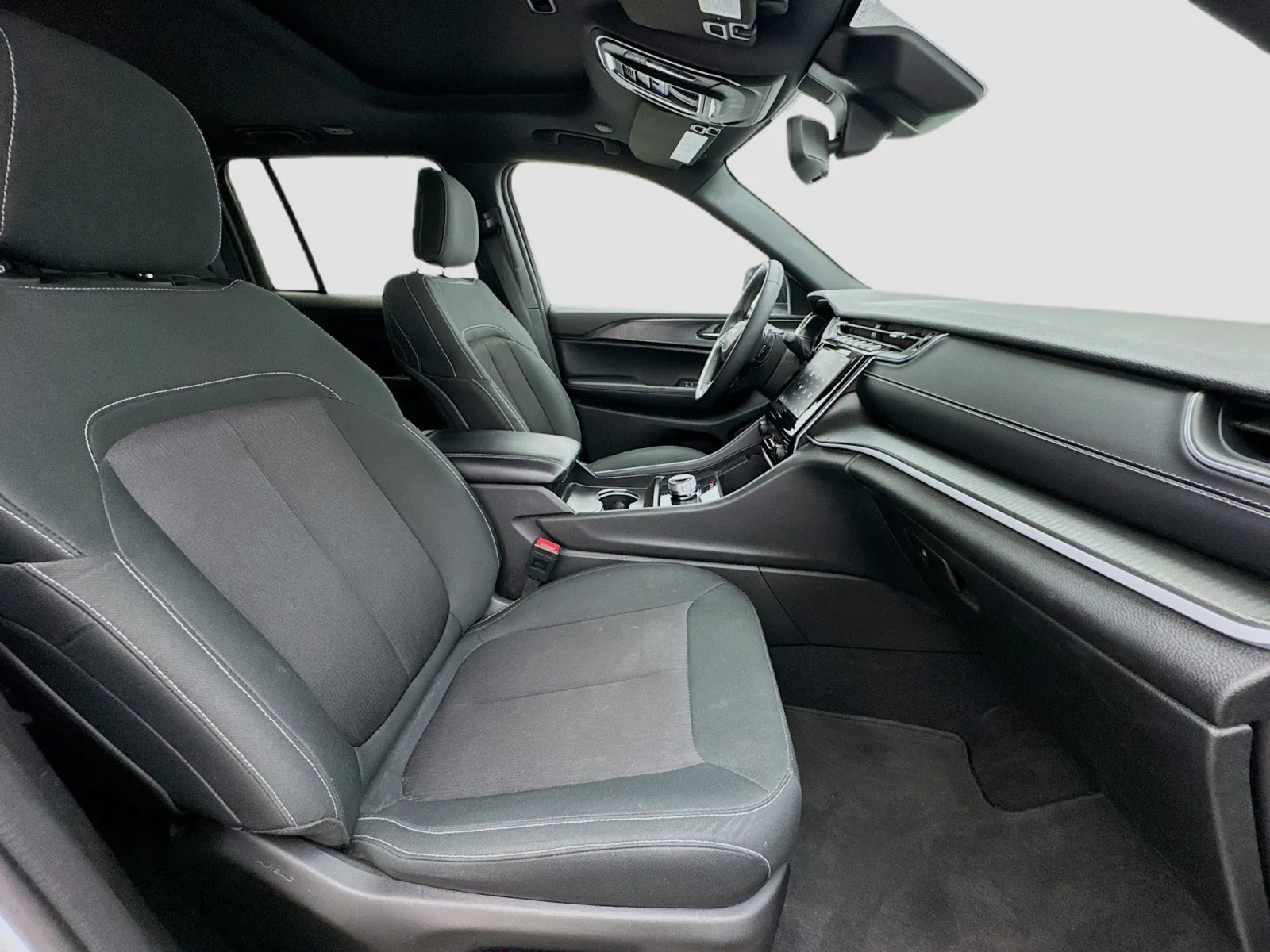 Jeep Grand Cherokee photo 20