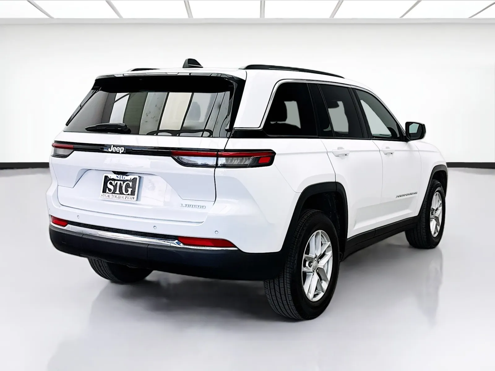 Jeep Grand Cherokee photo 4