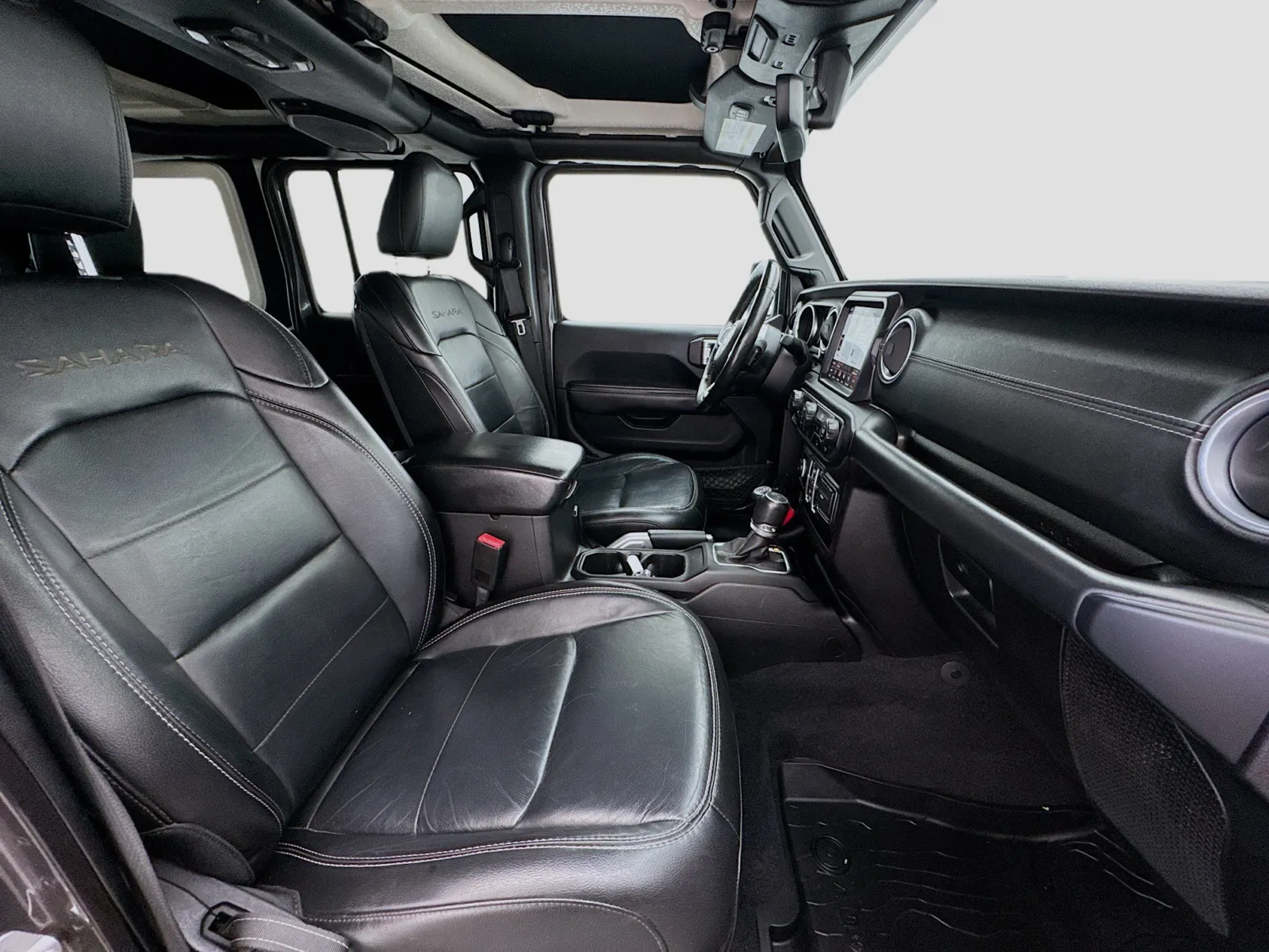 Jeep Wrangler photo 20