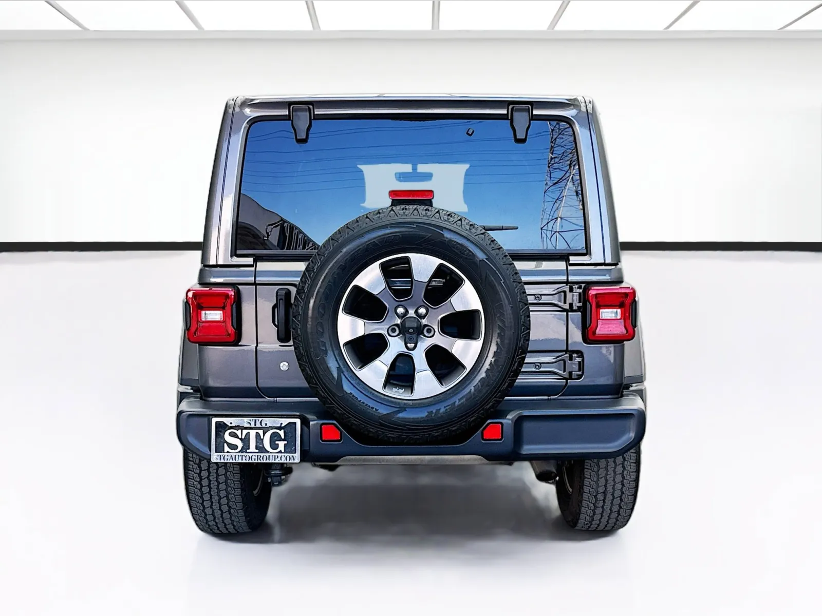 Jeep Wrangler photo 5