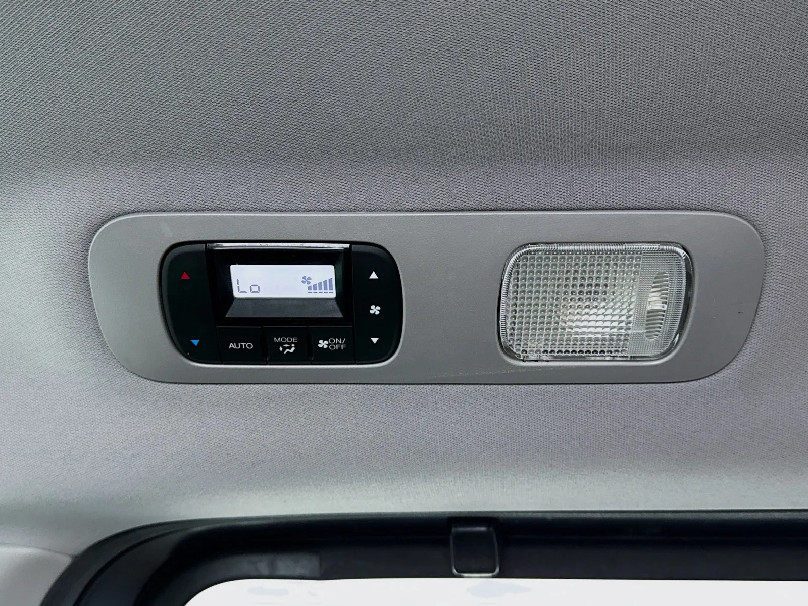 Honda Odyssey photo 18