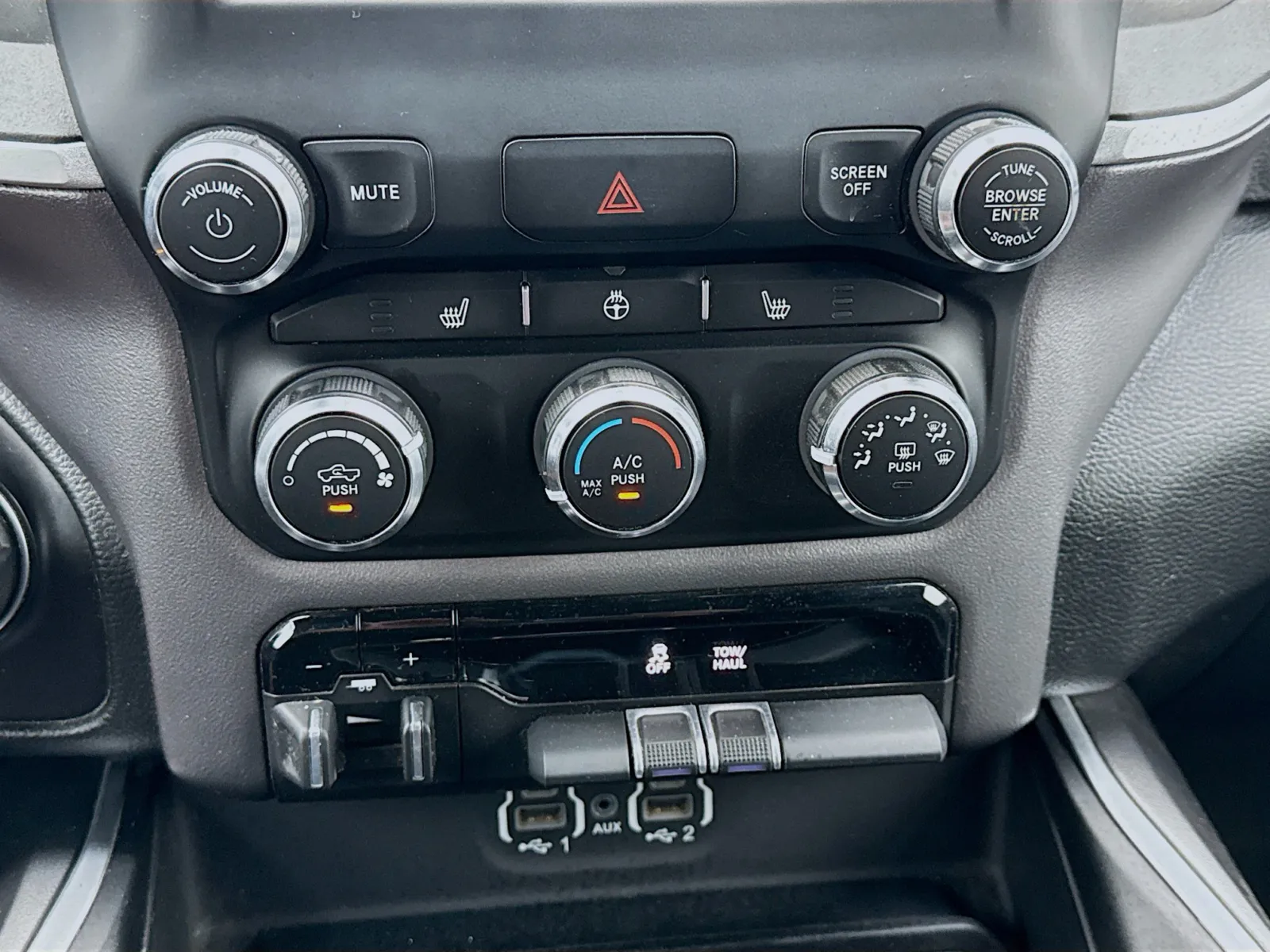 Ram 1500 photo 12