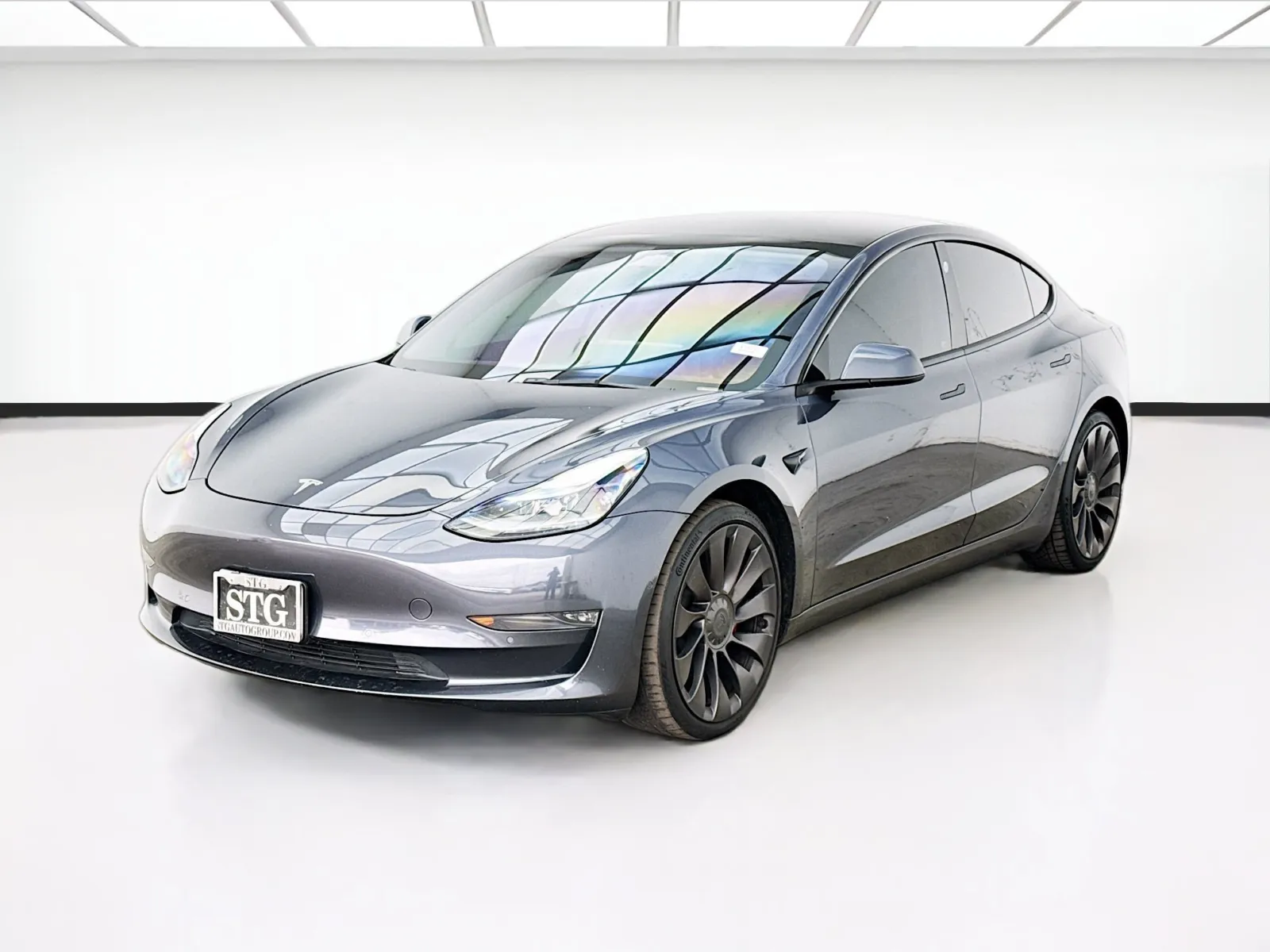 2022 Tesla Model 3 Performance Dual Motor All-Wheel Drive's photo