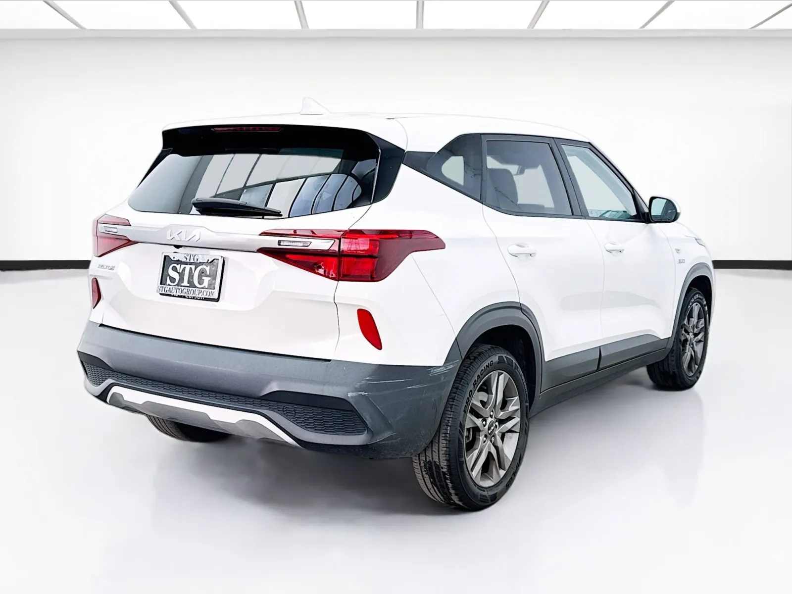 Kia Seltos photo 4