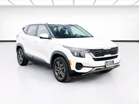Another view of 2023 Kia Seltos LX for sale in Bellflower, CA at STG Bellflower