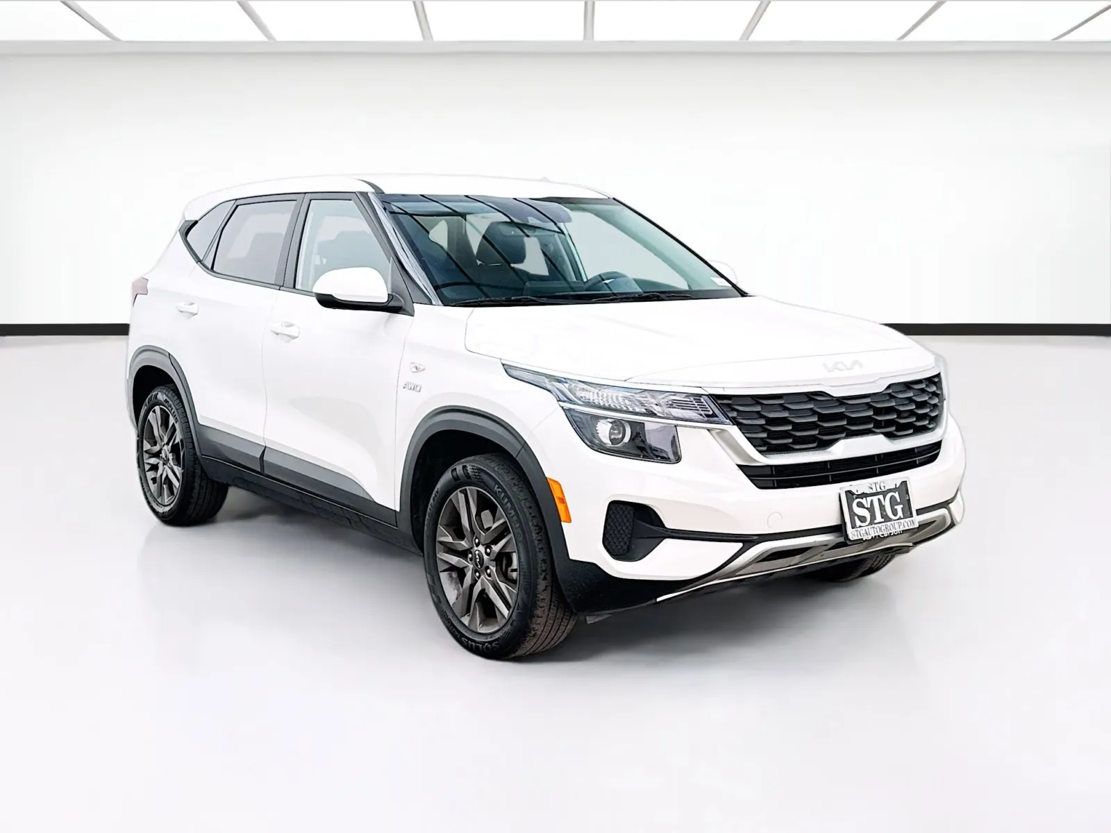 Kia Seltos photo 3