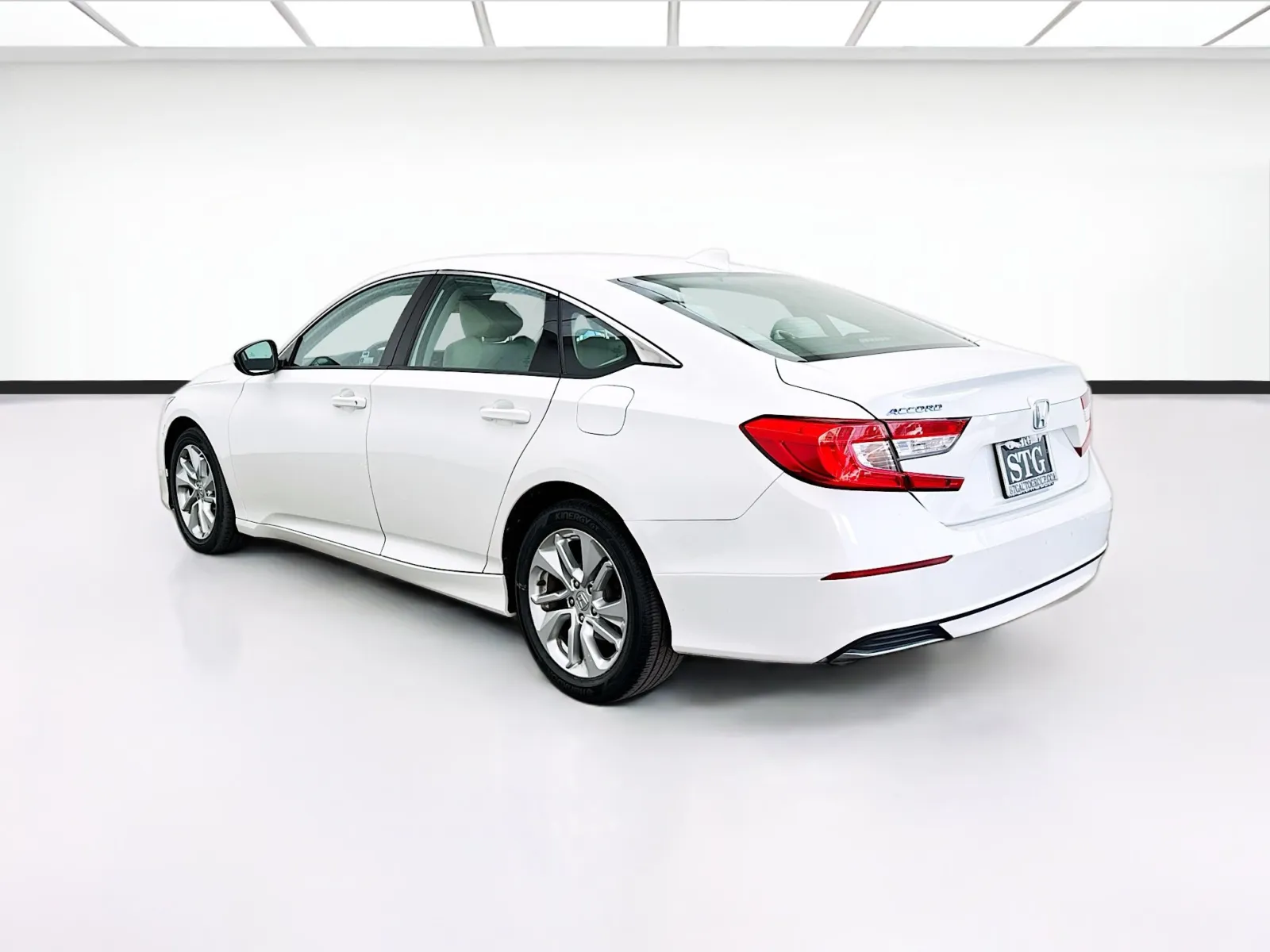 Honda Accord photo 6