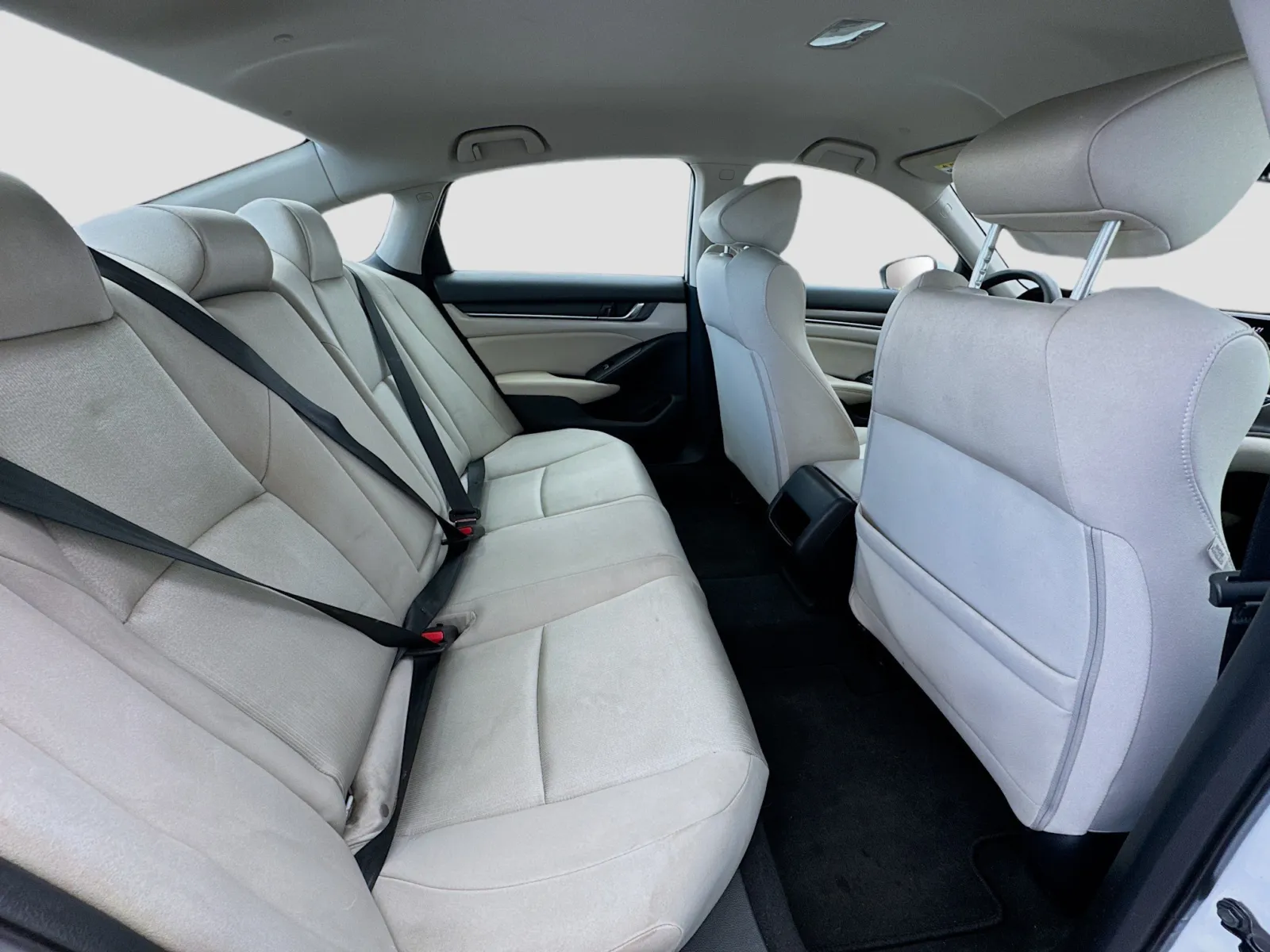Honda Accord photo 17