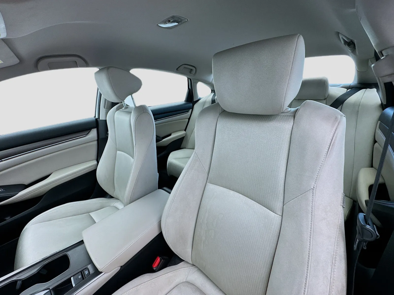 Honda Accord photo 13