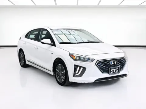 Another view of 2020 Hyundai Ioniq Plug-In Hybrid SE for sale in Bellflower, CA at STG Bellflower