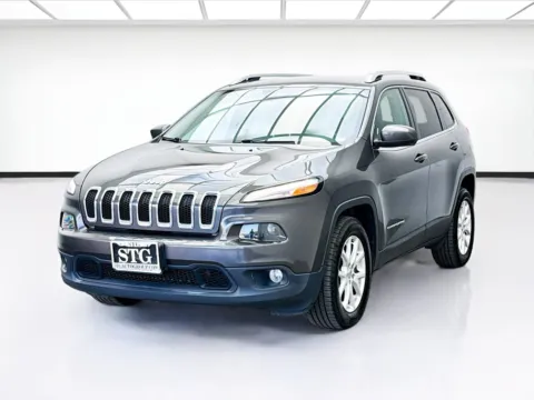 Gray 2017 Jeep Cherokee Latitude for sale in Bellflower, CA
