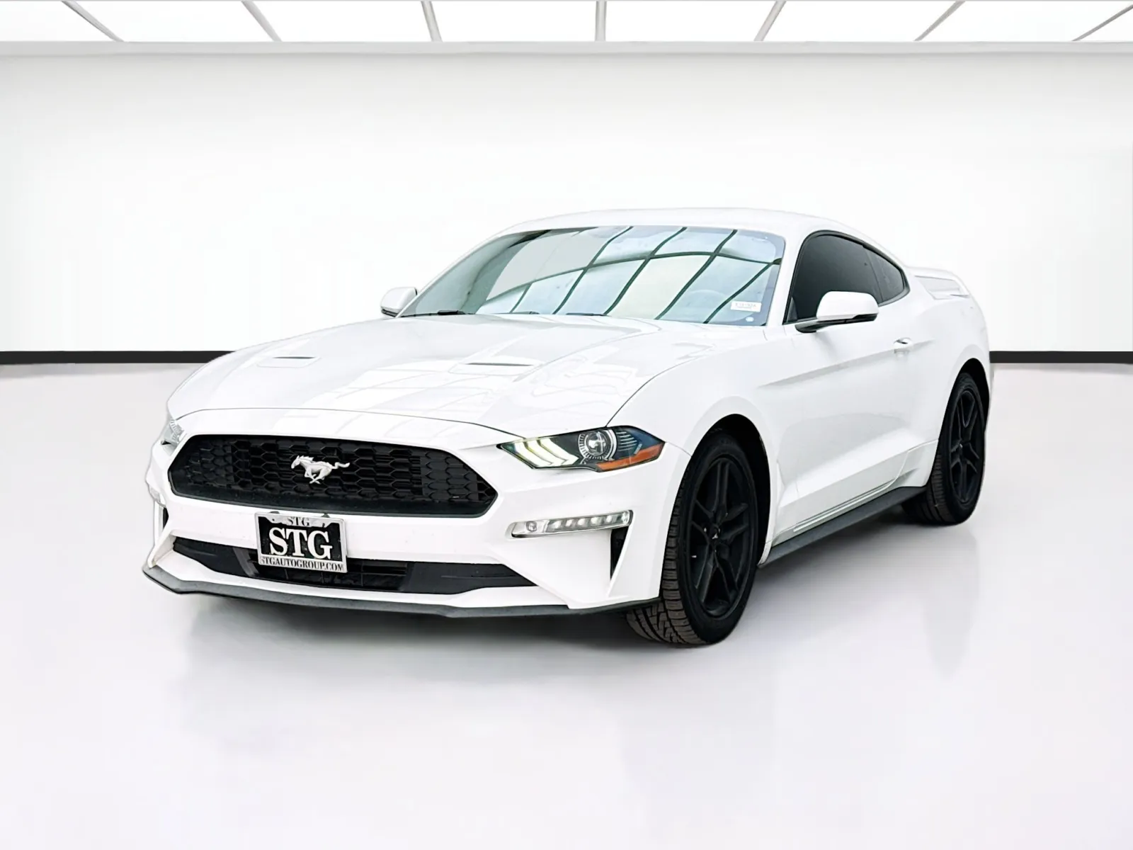 White 2019 Ford Mustang EcoBoost Premium for sale in Bellflower, CA