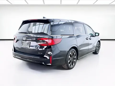 More photos of 2025 Honda Odyssey Elite at STG Bellflower, CA