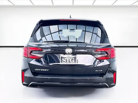 More photos of 2025 Honda Odyssey Elite at STG Bellflower, CA