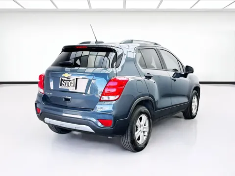 More photos of 2021 Chevrolet Trax LT at STG Bellflower, CA