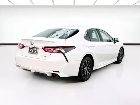 More photos of 2021 Toyota Camry SE at STG Bellflower, CA