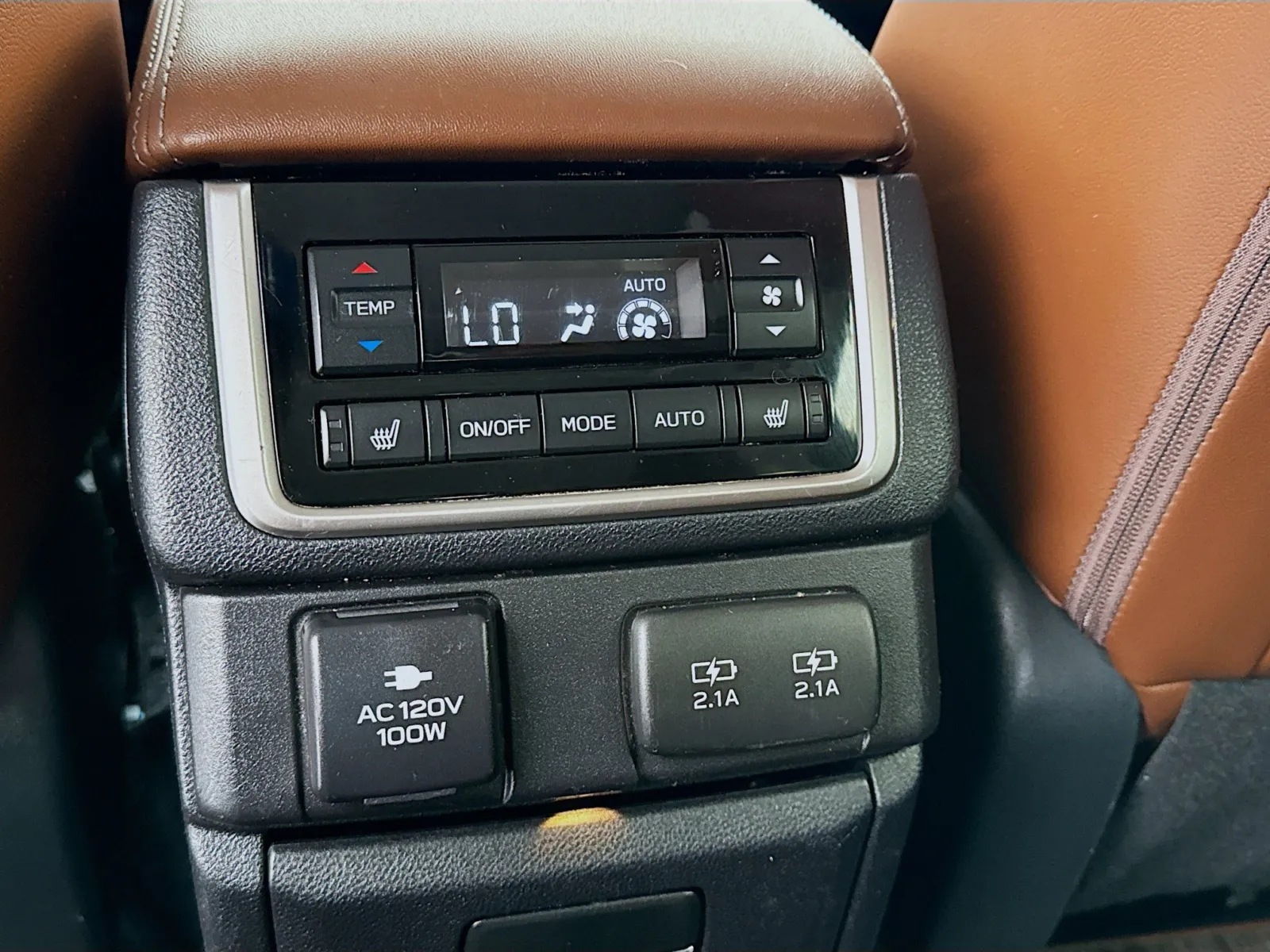 Subaru Ascent photo 17