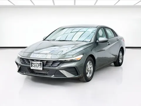 Gray 2025 Hyundai Elantra SE for sale in Bellflower, CA