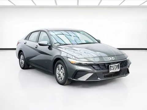 Another view of 2025 Hyundai Elantra SE for sale in Bellflower, CA at STG Bellflower