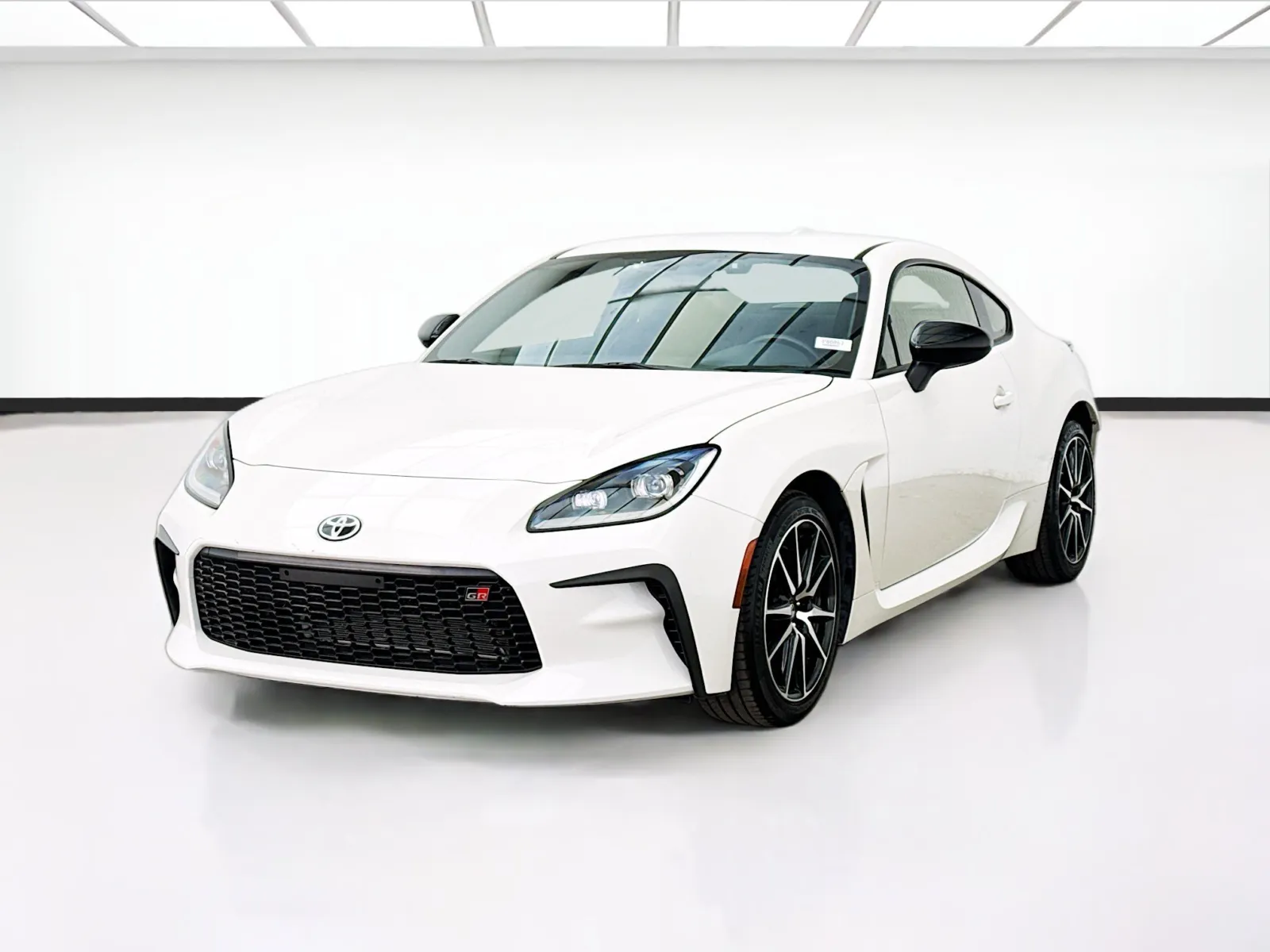 White 2024 Toyota GR86 for sale in Bellflower, CA