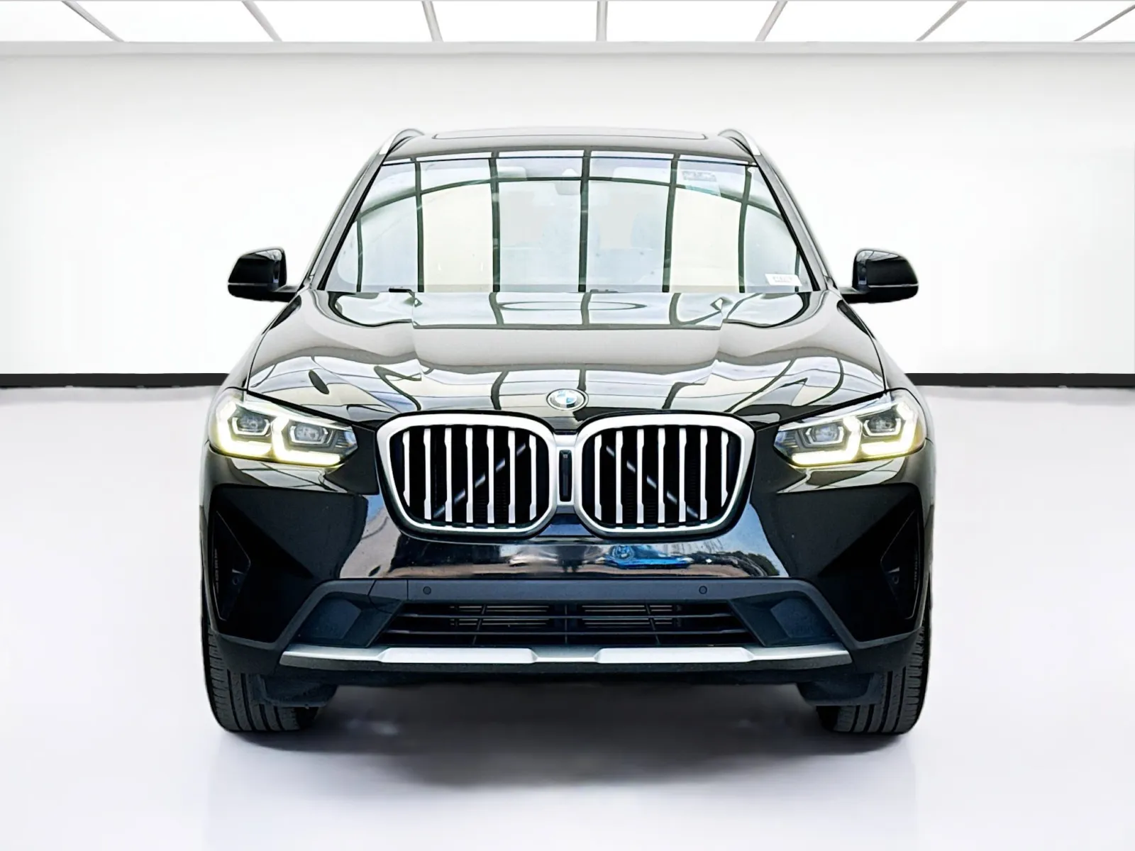 BMW X3 photo 2