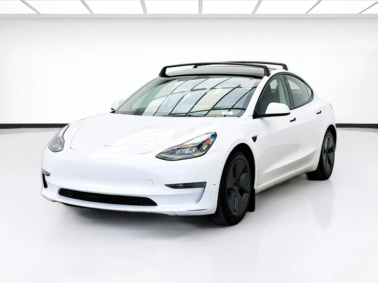 2023 Tesla Model 3 -'s photo
