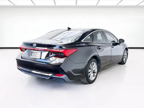 More photos of 2020 Toyota Avalon XLE Plus at STG Bellflower, CA