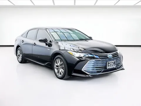 Another view of 2020 Toyota Avalon XLE Plus for sale in Bellflower, CA at STG Bellflower