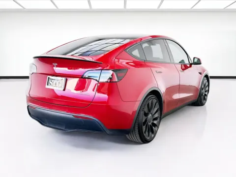 More photos of 2022 Tesla Model Y Performance at STG Bellflower, CA