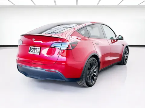 More photos of 2022 Tesla Model Y Performance at STG Bellflower, CA
