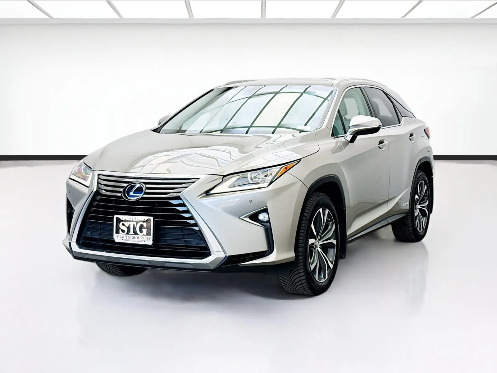 2017 Lexus RX 350 450h Hybrid 4x4's photo