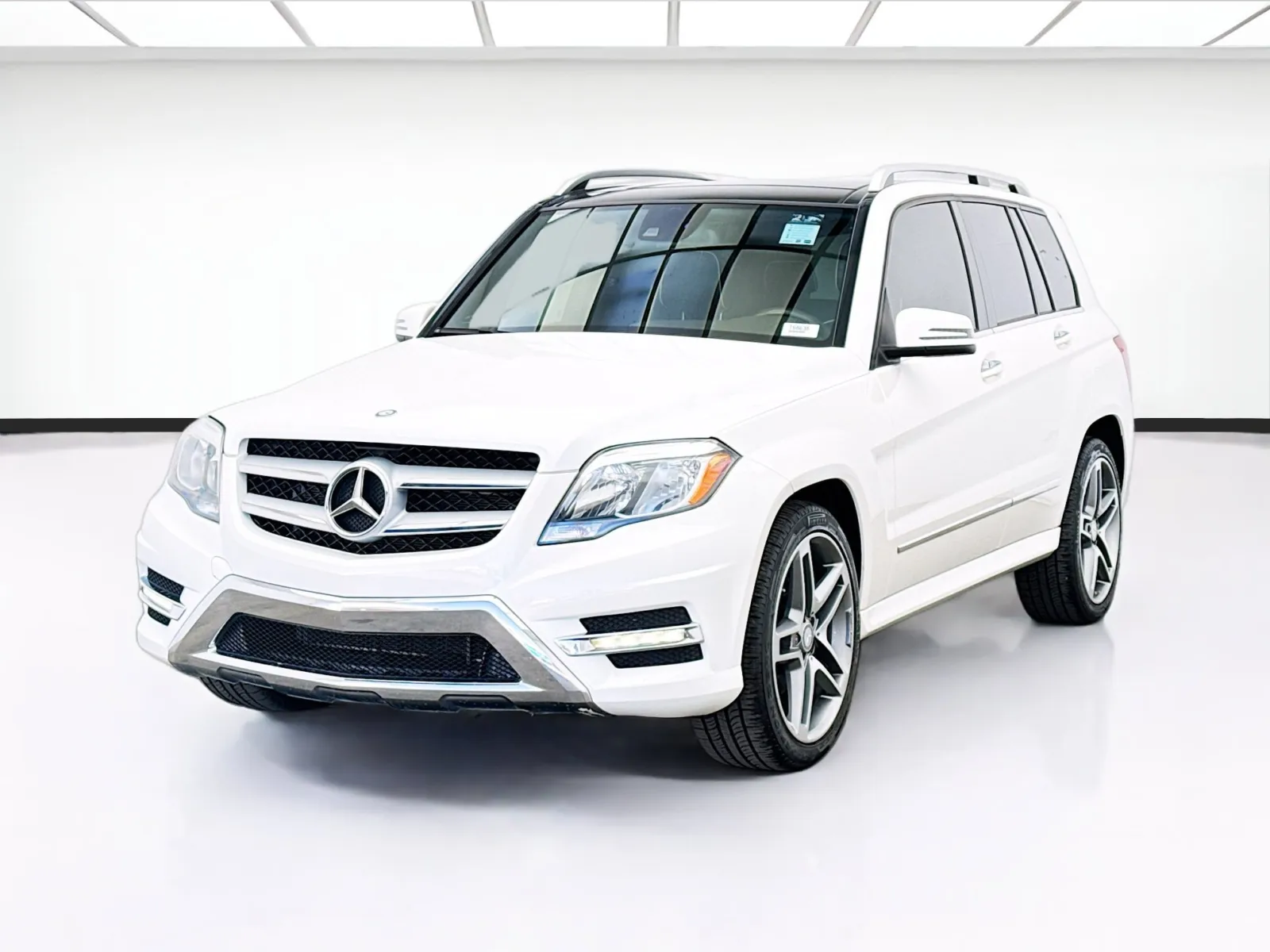 2015 Mercedes-Benz GLK-Class GLK350's photo