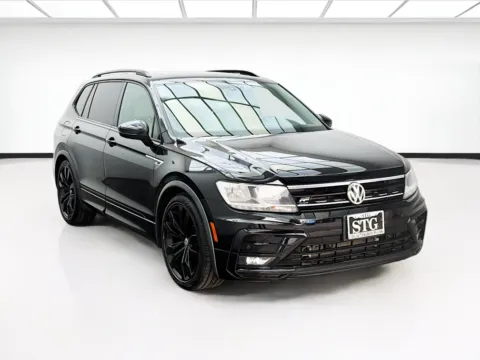 Another view of 2020 Volkswagen Tiguan 2.0T SE R-Line Black for sale in Bellflower, CA at STG Bellflower