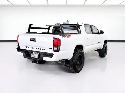 More photos of 2019 Toyota Tacoma TRD Sport TECHNOLOGY PACKAGE & YAKIMA RACK V6 at STG Bellflower, CA