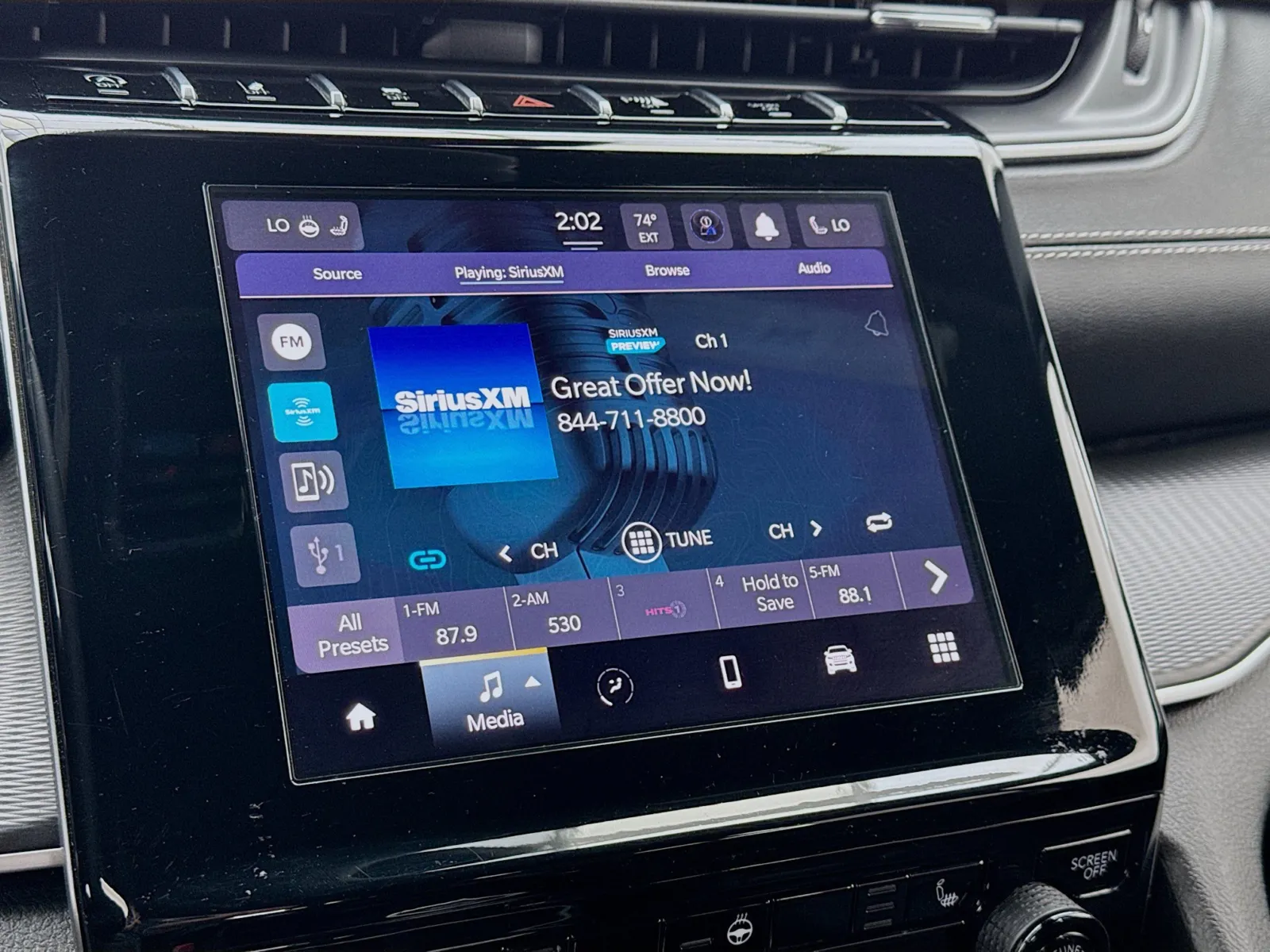 Jeep Grand Cherokee L photo 11