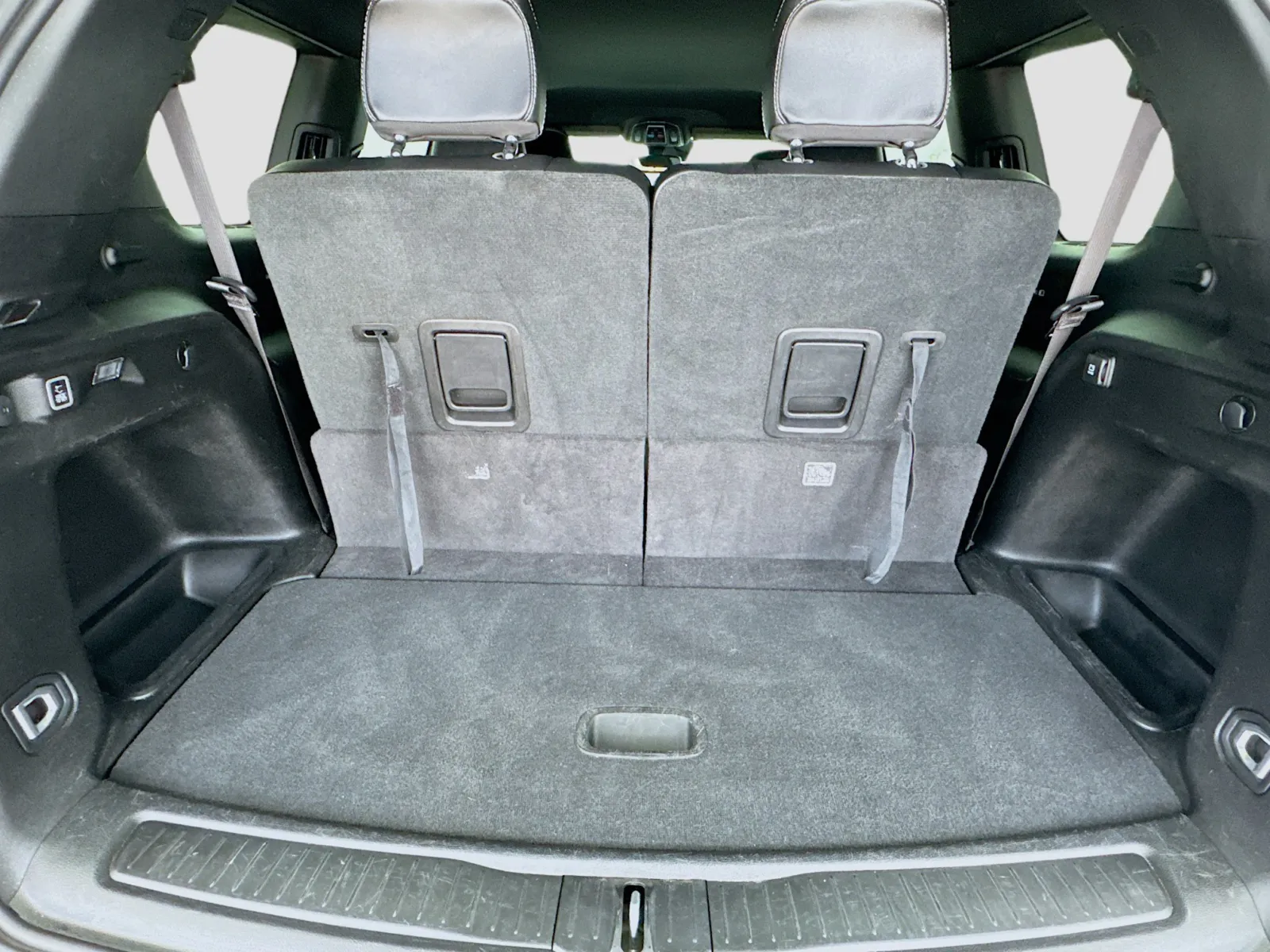 Jeep Grand Cherokee L photo 18