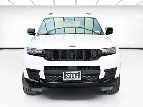 Photos of 2023 Jeep Grand Cherokee L Altitude for sale in Bellflower, CA at STG Bellflower