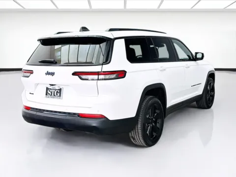More photos of 2023 Jeep Grand Cherokee L Altitude at STG Bellflower, CA