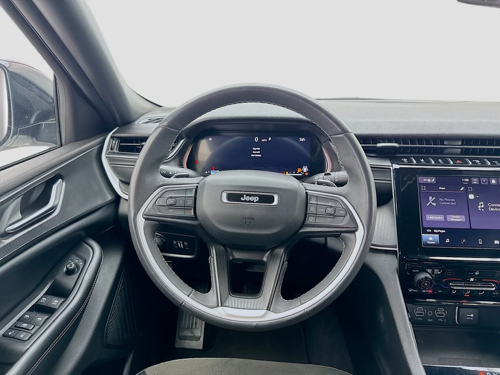 Jeep Grand Cherokee L photo 14