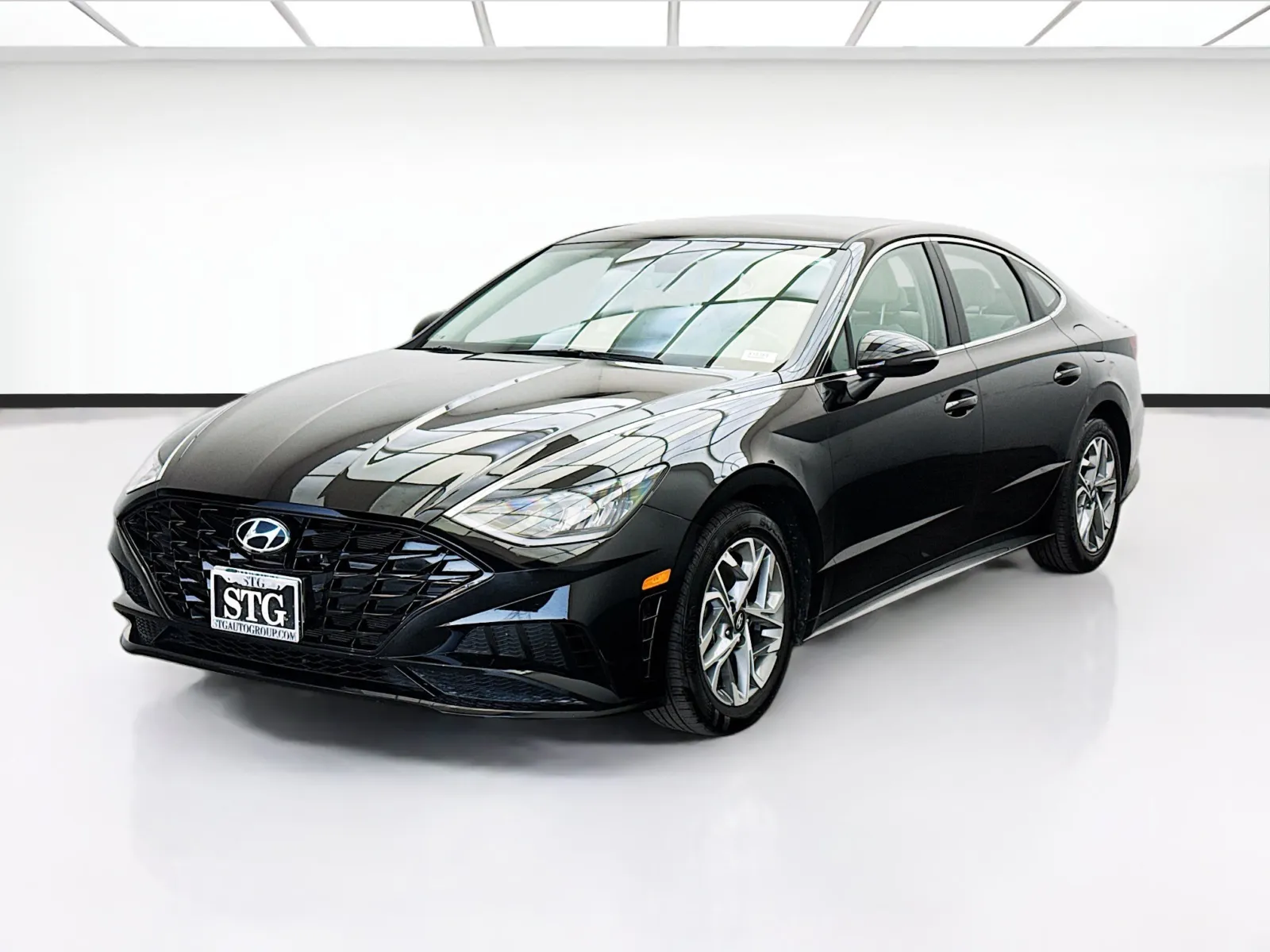 2023 Hyundai Sonata SEL's photo