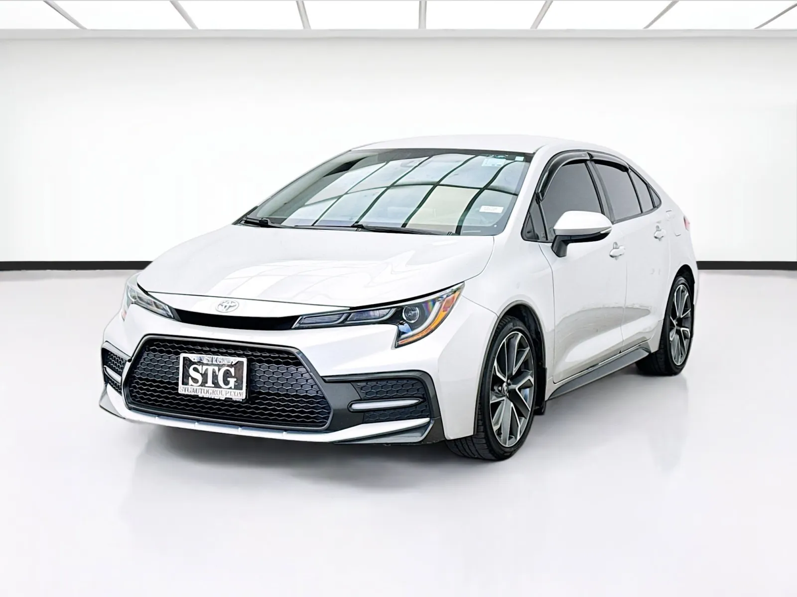 Silver 2021 Toyota Corolla SE for sale in Bellflower, CA