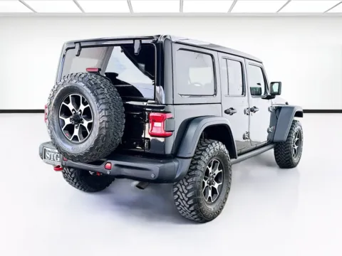 More photos of 2021 Jeep Wrangler Unlimited Rubicon at STG Bellflower, CA