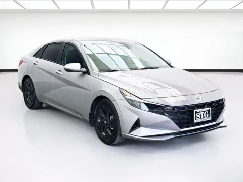 Another view of 2023 Hyundai Elantra SEL for sale in Bellflower, CA at STG Bellflower