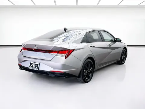 More photos of 2023 Hyundai Elantra SEL at STG Bellflower, CA