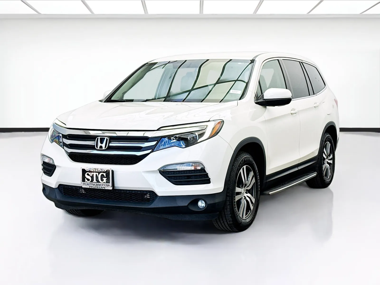 White 2017 Honda Pilot EX for sale in Bellflower, CA