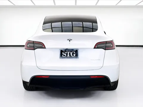 More photos of 2023 Tesla Model Y Long Range at STG Bellflower, CA