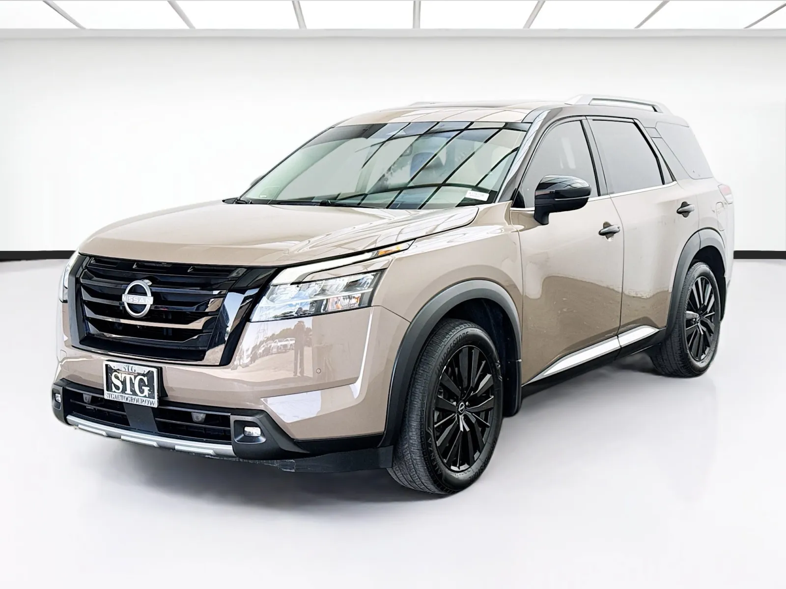 Beige 2023 Nissan Pathfinder Platinum for sale in Bellflower, CA