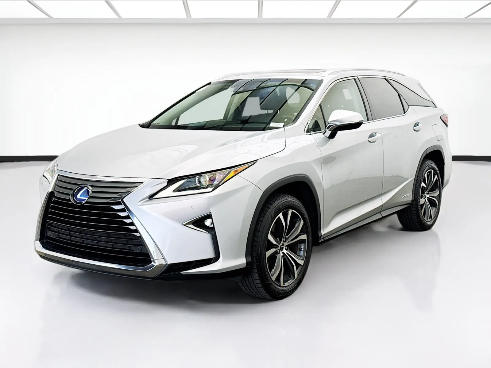 Silver 2019 Lexus RX 450hL Premium for sale in Bellflower, CA